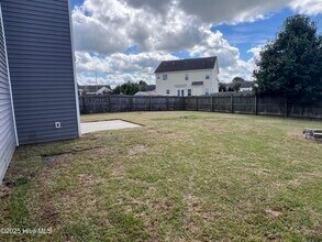 709 Emerald Pk Dr in Winterville, NC - Building Photo - Building Photo