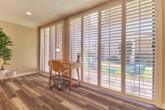 2625 N Whitewater Club Dr in Palm Springs, CA - Building Photo - Building Photo