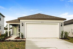 3615 Hornbeam Rd in Spring Hill, FL - Building Photo