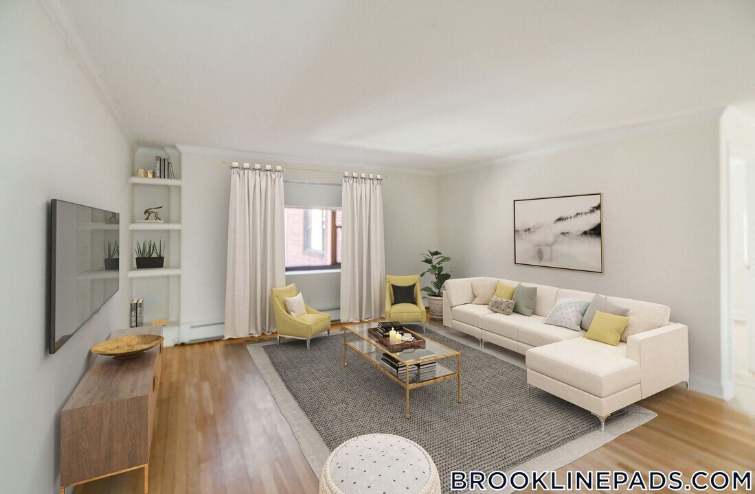 40 Harvard St in Brookline, MA - Building Photo