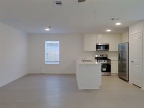 1726 Serenity Moon Dr in Crosby, TX - Building Photo - Building Photo