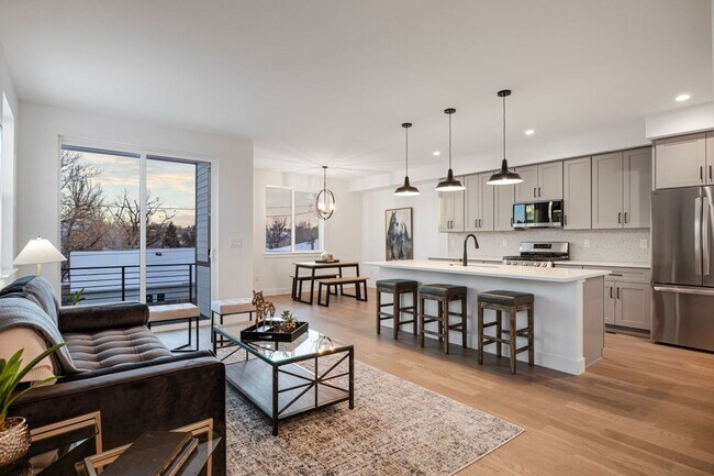property at 4660 W 9th Ave