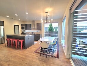 17029 42nd Dr SE in Bothell, WA - Building Photo - Building Photo