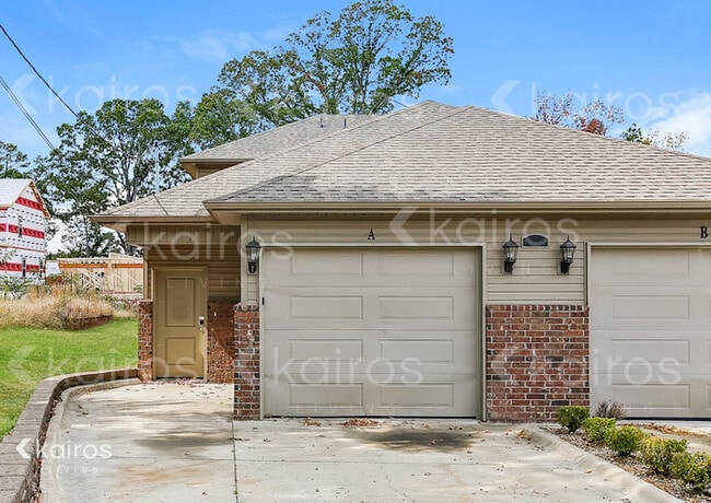 property at 1918 Perry St