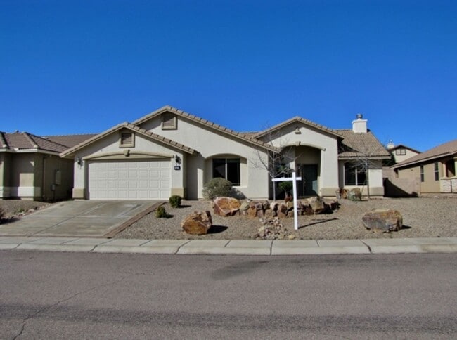 1956 Willow Oak Ln in Sierra Vista, AZ - Building Photo - Building Photo