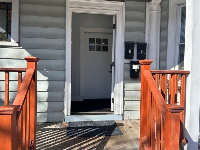 2207 Dorchester Ave in Boston, MA - Building Photo - Building Photo