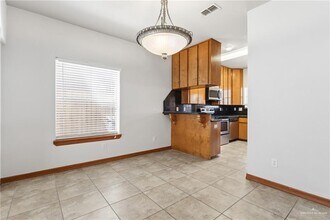 14 E Olympia Ave in McAllen, TX - Building Photo - Building Photo