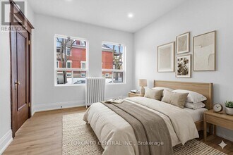 171 Parkside Dr in Toronto, ON - Building Photo - Building Photo