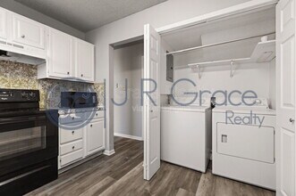 1304 Chapel Creek Rd in Waco, TX - Building Photo - Building Photo