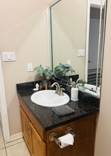 3044 Regal Dr, Unit B in Edinburg, TX - Building Photo - Building Photo