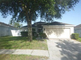 584 Sea Holly Dr in Brooksville, FL - Building Photo