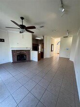 5606 Allen Ln in Rowlett, TX - Foto de edificio - Building Photo