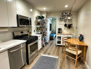 1785 9th Ave in San Francisco, CA - Building Photo - Building Photo