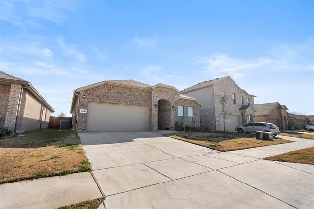 16032 Farringdon St in Northlake, TX - Building Photo - Building Photo