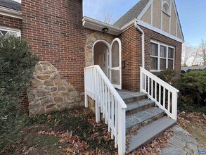 307 Alderman Rd in Charlottesville, VA - Building Photo - Building Photo