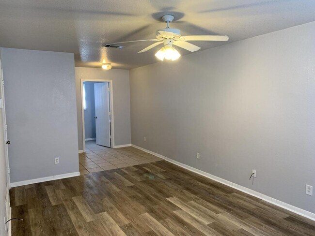 2807 Cantabrian Dr in Killeen, TX - Building Photo - Building Photo