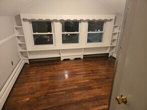 637 Post Rd, Unit Gregg Milka in Warwick, RI - Building Photo - Building Photo