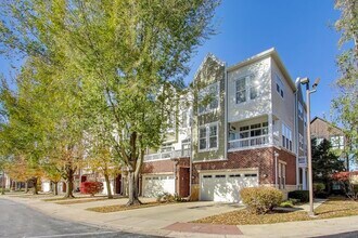 513 Grove Ln in Forest Park, IL - Building Photo - Building Photo