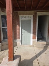 506 W New York St in Aurora, IL - Building Photo - Building Photo