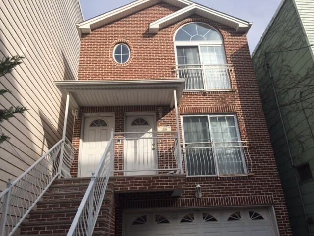 166 19th St-Unit -G1 in Union City, NJ - Building Photo