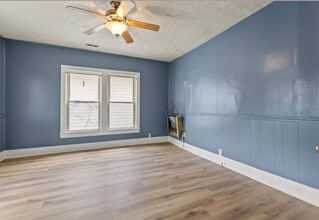 127 S Highland St, Unit 2 in Winchester, KY - Building Photo - Building Photo