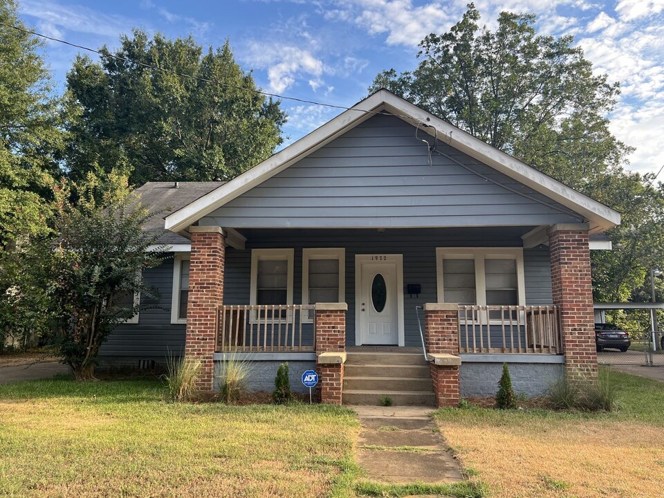 1972 Harmon St in Montgomery, AL - Building Photo