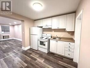 42A Squires Ave in Toronto, ON - Building Photo - Building Photo