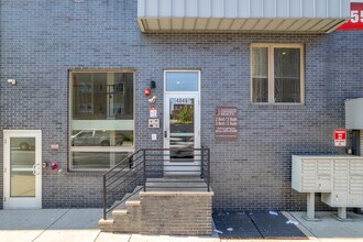 4046-48 Chestnut St in Philadelphia, PA - Building Photo - Building Photo