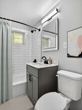 Eagle Rock Apartments at Carle Place in Carle Place, NY - Foto de edificio - Building Photo