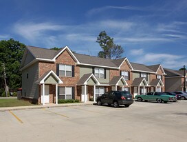 Baker Road Townhomes in Satsuma, AL - Building Photo