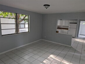 1316 Holmes Ave in Tampa, FL - Building Photo - Building Photo