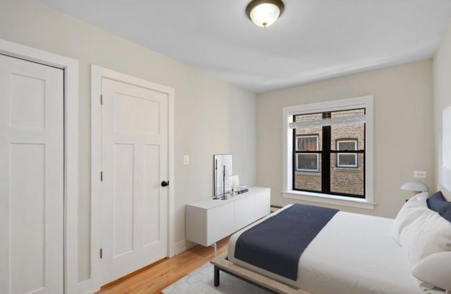 816 W Cornelia Ave, Unit 318 in Chicago, IL - Building Photo - Building Photo