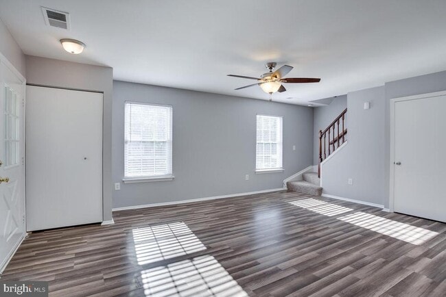 700 Brandon Cir in Waldorf, MD - Building Photo - Building Photo