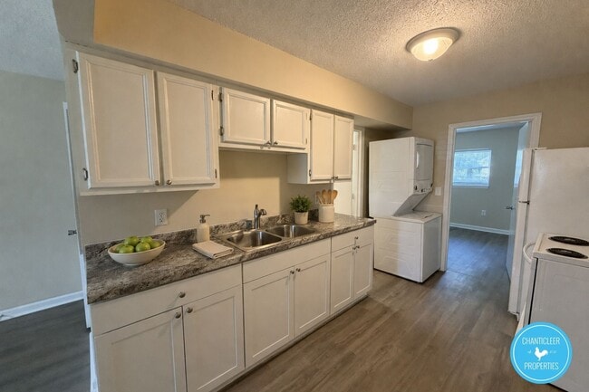 property at 900 E Gilbreath St