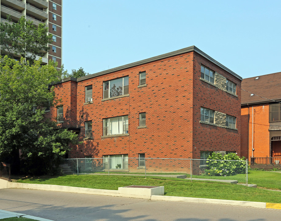 Duke Street Apartments in Hamilton, ON - Building Photo