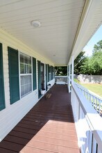 1910 Lybrand St in Cayce, SC - Building Photo - Building Photo