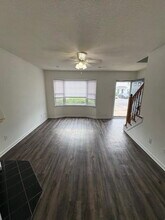 3804 Sterling Pointe Dr-Unit -Unit C2 in Winterville, NC - Building Photo - Building Photo