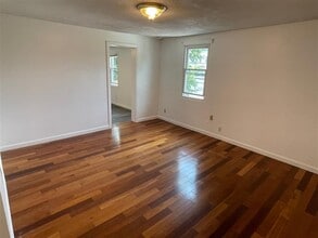 72 School St, Unit 2 in Cambridge, MA - Building Photo - Building Photo