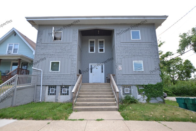 107 Arizona Ave, Unit 2S