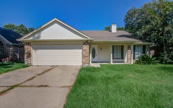 9430 Halkirk St in Spring, TX - Building Photo - Building Photo