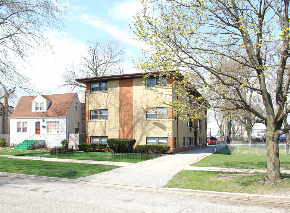 2008 N 18th Ave in Melrose Park, IL - Building Photo