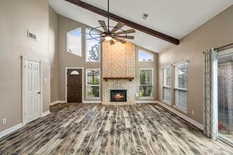 2919 Lakeview Dr in Missouri City, TX - Building Photo - Building Photo