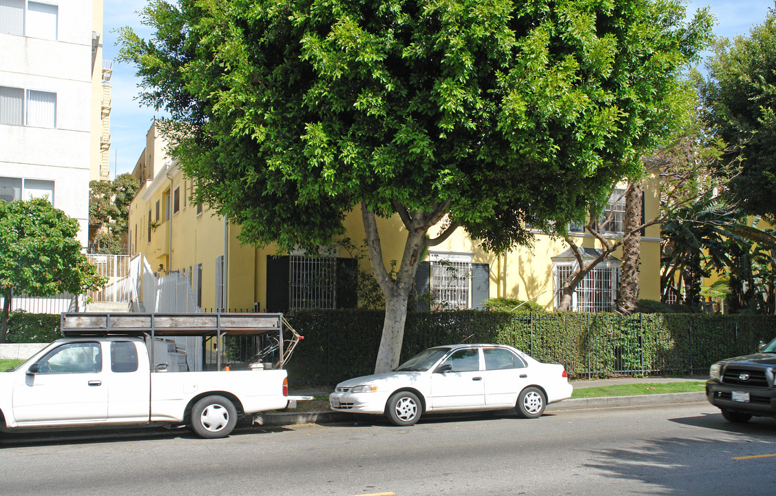 724 Irolo St in Los Angeles, CA - Building Photo