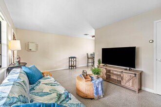 5615 N Ocean Blvd in Ocean Ridge, FL - Building Photo - Building Photo