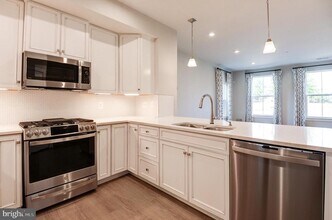 1743 Dunnington Pl in Dumfries, VA - Building Photo - Building Photo