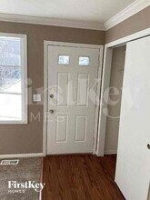 28W560 Bolles Ave in West Chicago, IL - Building Photo - Building Photo