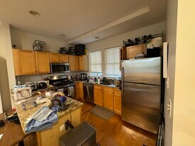 108 2nd St, Unit 109 in Cambridge, MA - Building Photo