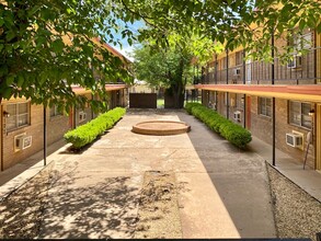 Morocco Apartments in Lubbock, TX - Building Photo - Building Photo