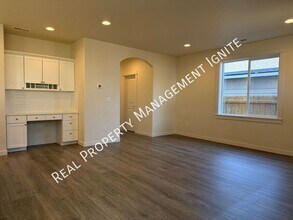 61358 SE Preston St in Bend, OR - Building Photo - Building Photo