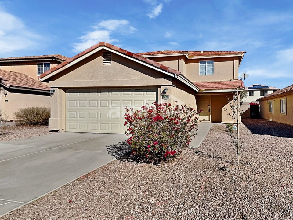 22320 W Morning Glory St in Buckeye, AZ - Building Photo